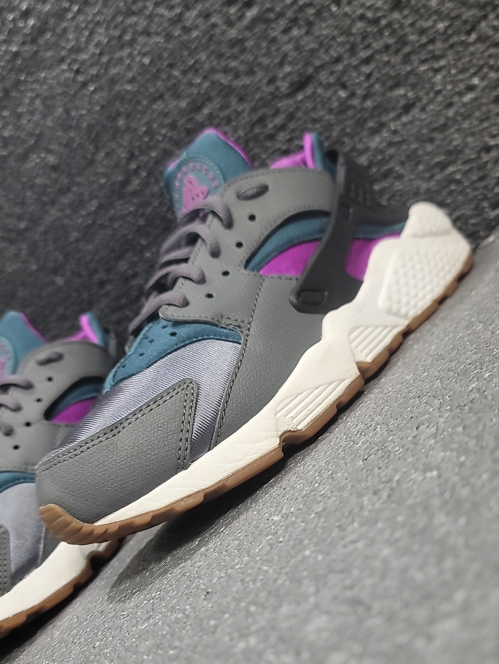 ๐ฅ Nike Wmns Air Huarache Run ๐ฅ "Dark Teal" Wmns 7.5 Fast Shipping - Picture 7 of 15